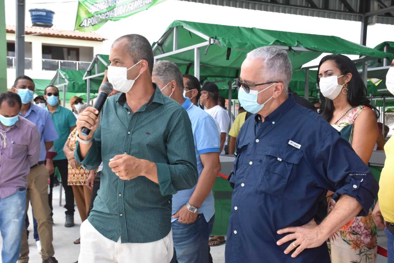 Camacã: Prefeitura entrega a nova feira livre de São João do Panelinha